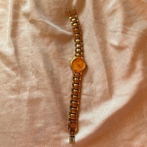 Gold SEIKO quartz Watch